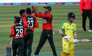 বাংলাদেশ টি-টোয়েন্টি সিরিজে অস্ট্রেলিয়ার লজ্জা